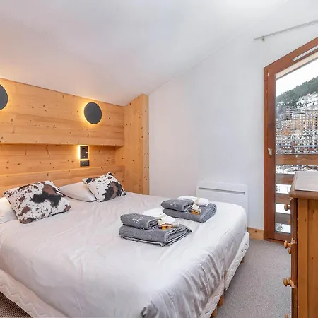 10 Pers Avec Sauna, Aux Pieds, Service Hotelier, - Fr-1-314-193 * Avoriaz