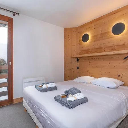 10 Pers Avec Sauna, Aux Pieds, Service Hotelier, - Fr-1-314-193 *